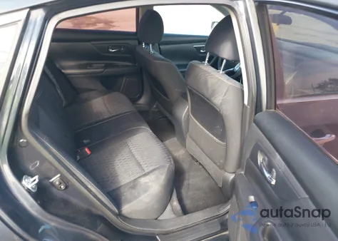 2017 Nissan Altima 2.5 S z USA, uszkodzony, nr VIN 1N4AL3AP8HN344074